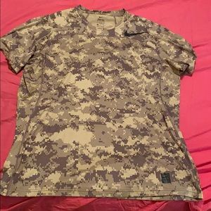 Nike Pro Hypercool fitted shirt